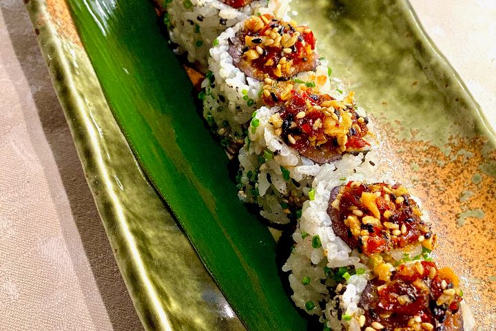 Spicy Tuna Maki - HATO - fine asian cuisine