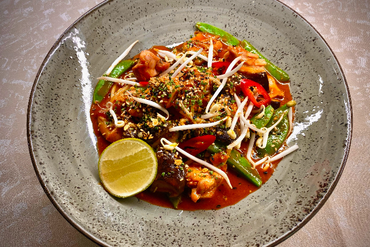 Chicken thigh Korean Style - HATO - fine asian cuisine