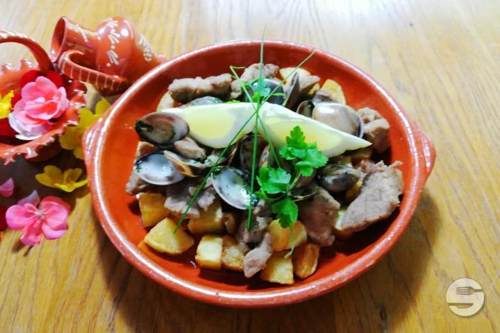 Pork Stew - Sabores de Portugal
