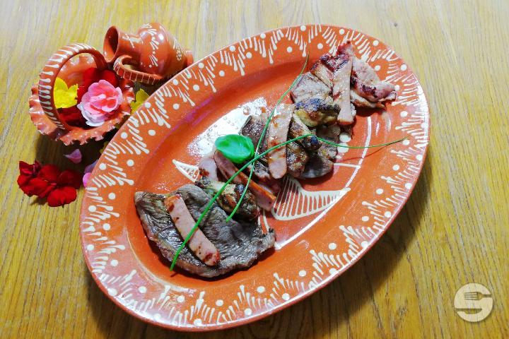 Grilled Mixed Meat - Sabores de Portugal