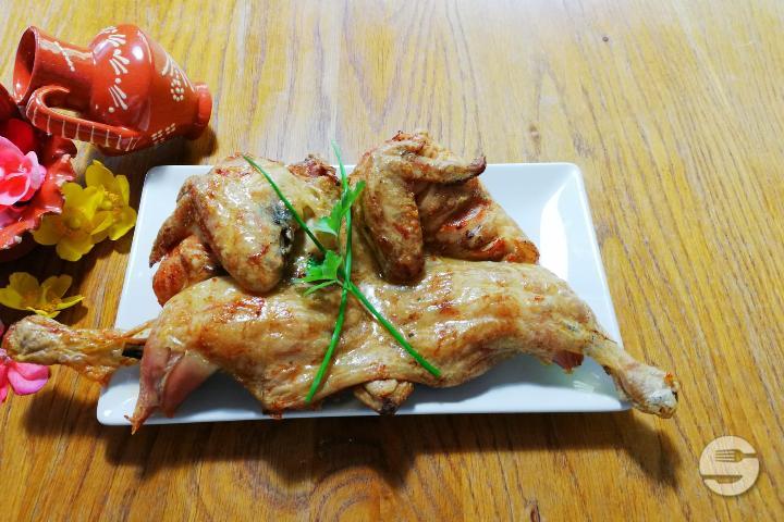 Poulet entier - Sabores de Portugal