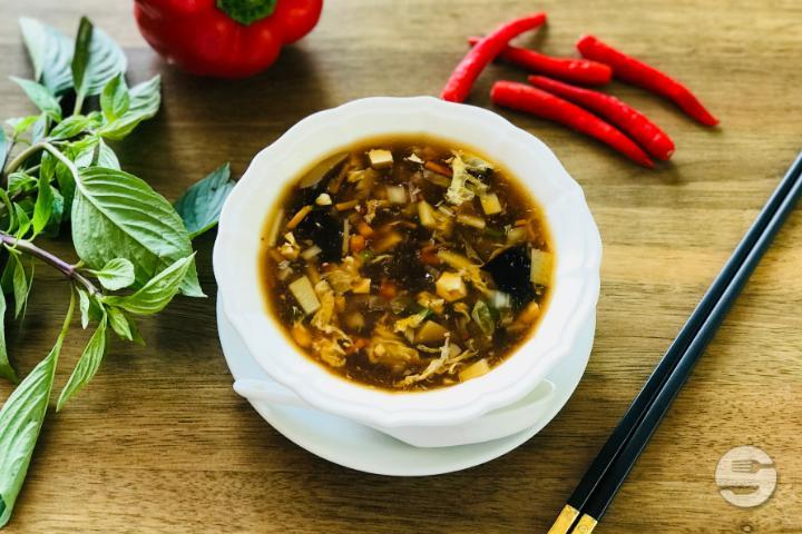 23. Potage Aigre-Piquant - Restaurant Feuillage