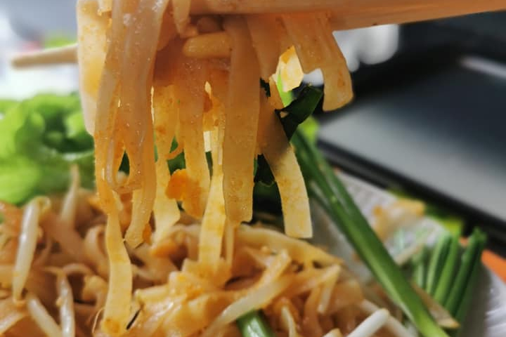 Pad Thai with Shrimps - Thaï Express Food Boudevilliers