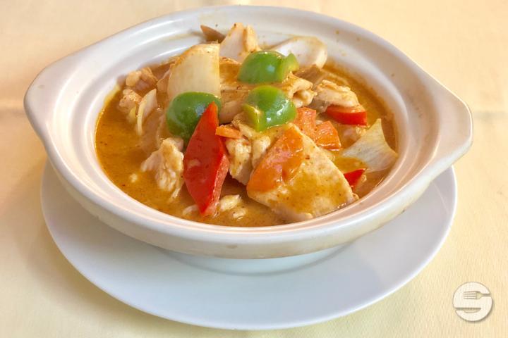 608. Poulet au Curry Rouge - Zhiwei