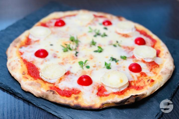 Pizza Goat Cheese - La Pirogue