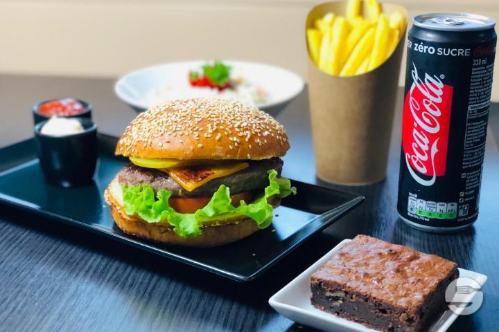 Burger Menu - La Pirogue