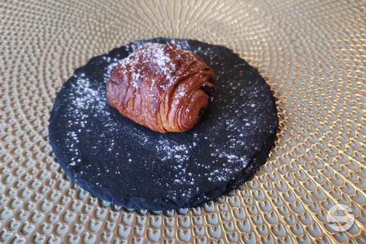 Chocolate pastry - Take A Break