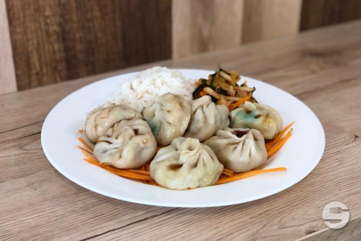 Momo's Filled with Potatoes - Mister Momo Dumplings