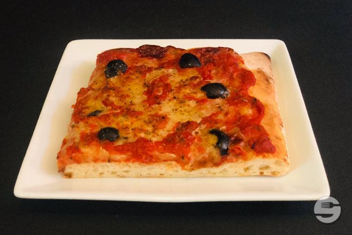 Pizza al Taglio - Piccolo Resto by Bertolami