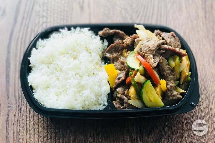 Beef with Satay Sauce - Vietnam Express