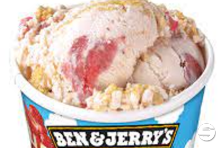 Ben & Jerry's Strawberry Cheesecake - Tokyo Eat