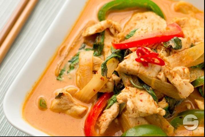 Poulet Curry Jaune - Bamee Bistro