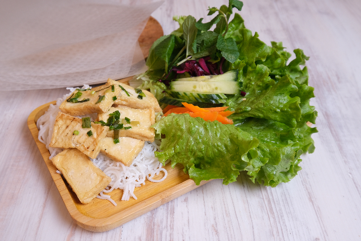 DIY rice pancakes with tofu - Bamee Bistro