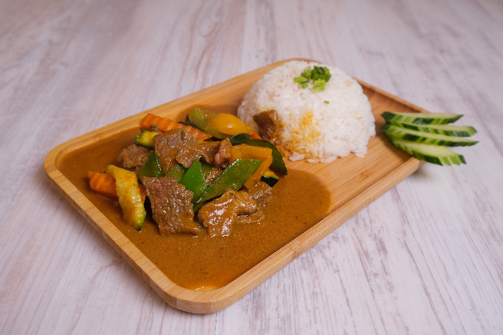 Yellow Curry Beef - Bamee Bistro