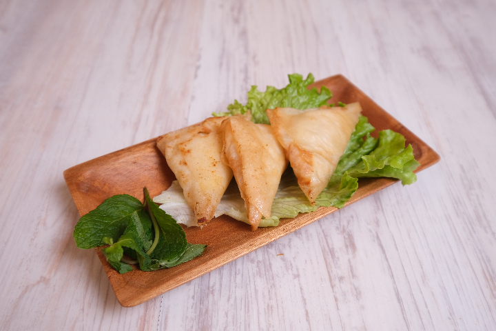 Beef Samosa - Bamee Bistro