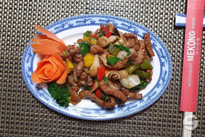 42. Thaï Fried Beef - Mekong