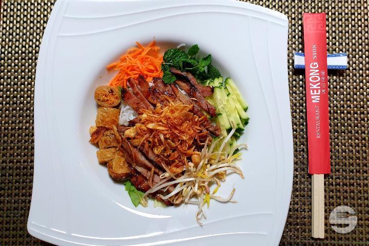 73. Bun Thit Nuon - Mekong