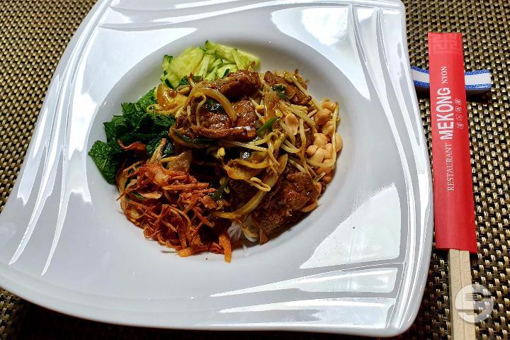 74. Bun Bo Xao - Mekong