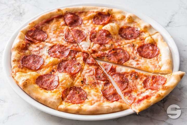 Pizza Chorizo - Nyon Kebab