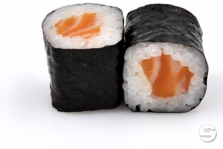 805. Maki Saumon - Lotus Restaurant