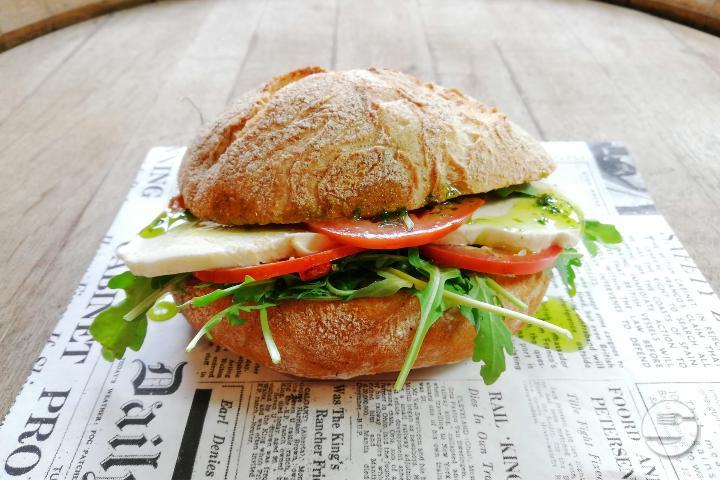VG - The Bread Box