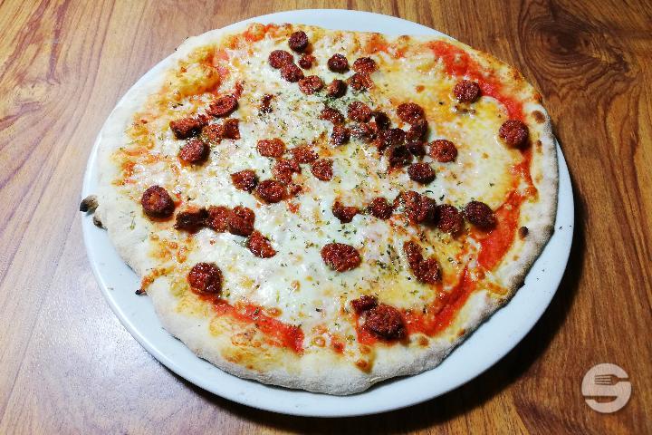 Pizza Orientale - Il Vesuvio