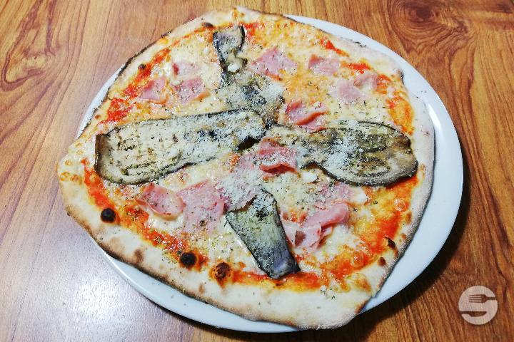 Pizza Parmigiana - Il Vesuvio