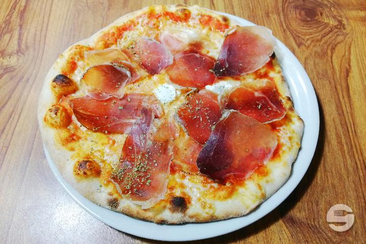 Pizza Etna - Il Vesuvio