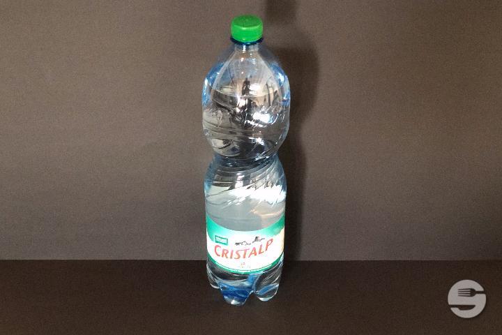 Eau minérale avec gaz - Restaurant Roches Brunes