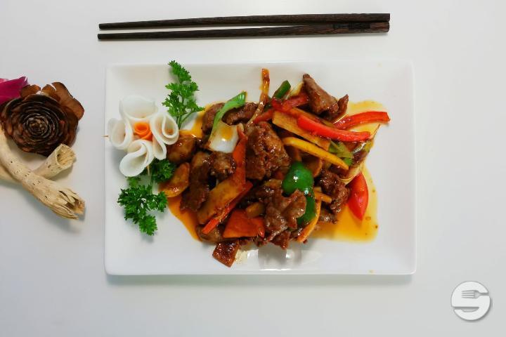 Beef with Saté Sauce - Fengling