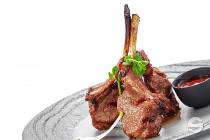 Côtelette d'Agneau Grillée - Drei Rosen