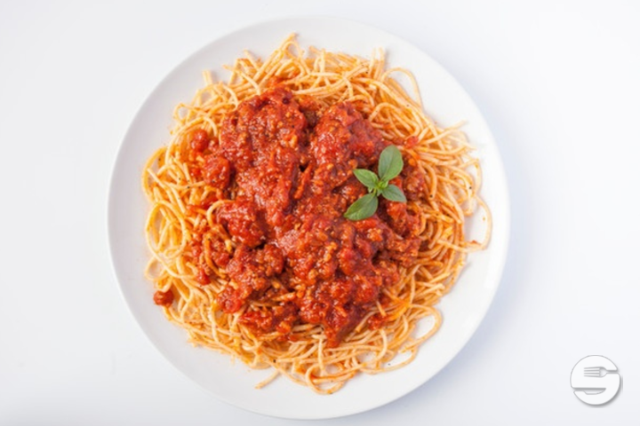 Spaghetti with sauce of your choice - Drei Rosen