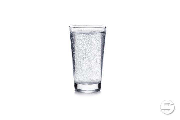 Carbonated mineral water - Le Cordon Bleu Meister