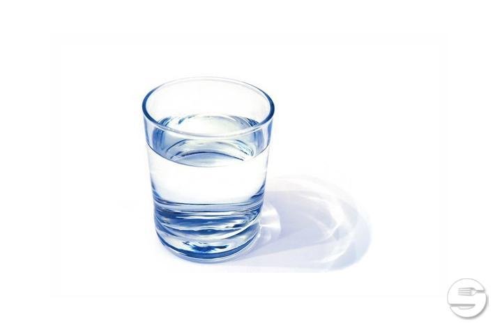 Mineral water without carbonic acid - The Siam Delicious
