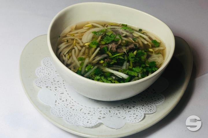 3. Cho Lon Broth - Sen