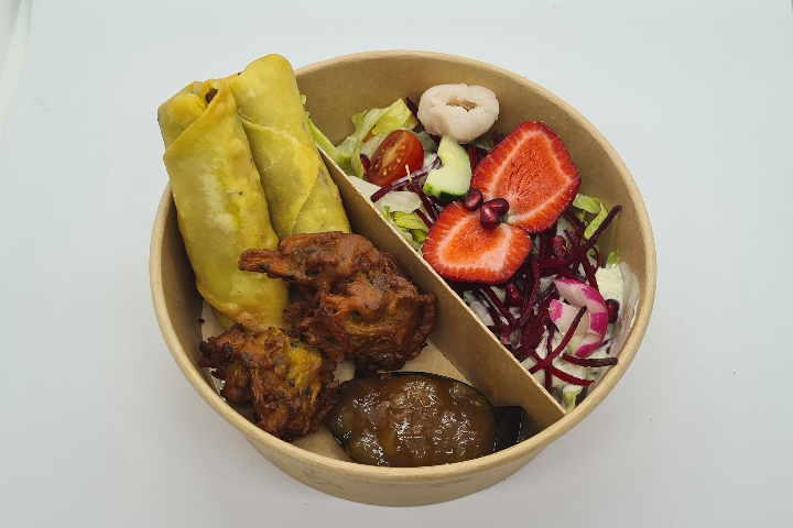 Mix Pakora & Samosa Rolls - Paprika