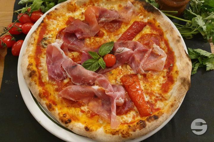 Pizza Della Nona - La Grange