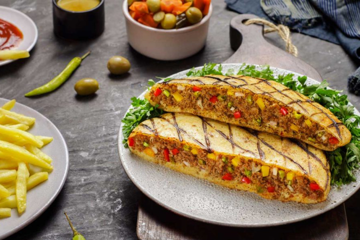 HAWAWSHI POULETS (BURGER ÉGYPTIEN) - Al Amir Kaza Miza