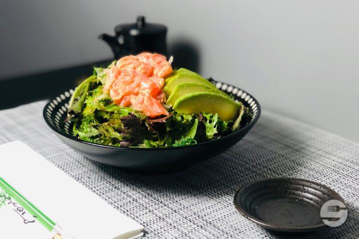 Salmon Tartar Salad +avocat - Edamame