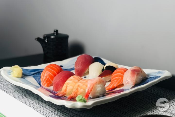 Mixed Nigiri Selection - Edamame