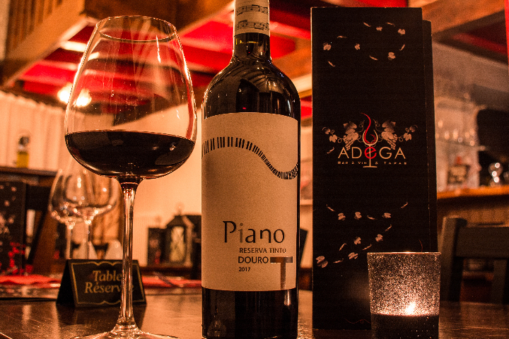 Piano reserva - Adega