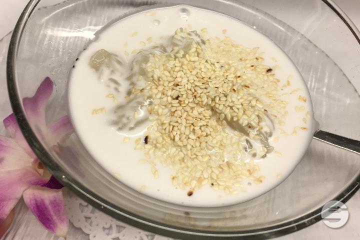 Rice with Coconut Milk and Grilled Sesame - Sawasdee Thai
