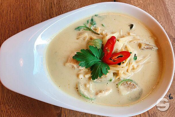 Green Curry (medium hot) - So Asian