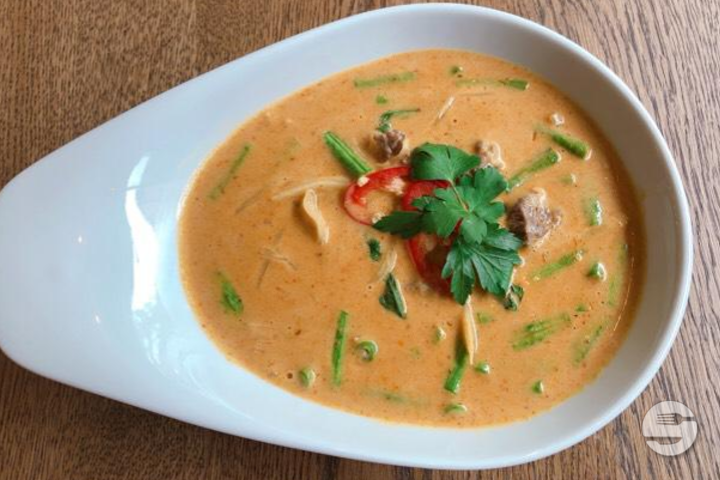 Red Curry (slightly sharp) - So Asian