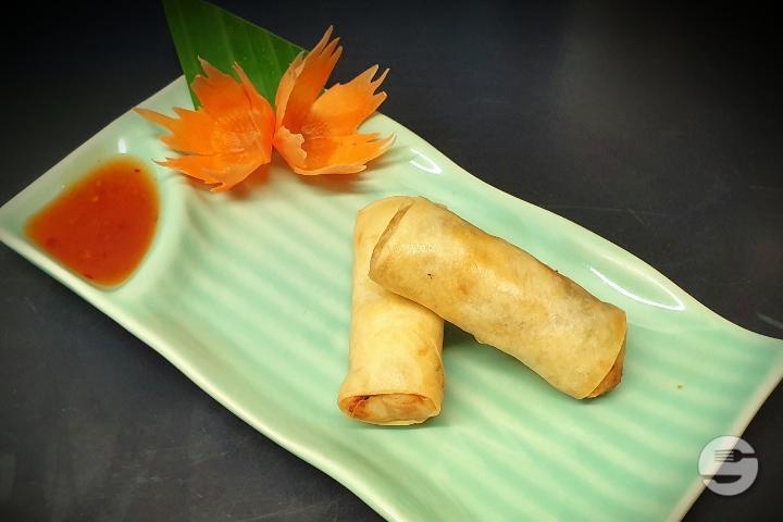 1. Pow Pià - Chez Méo Cuisine Thailandaise