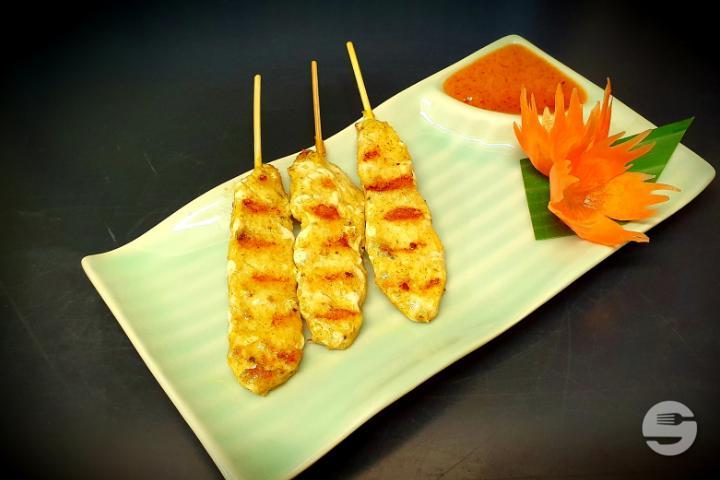 2. Kai Satey - Chez Méo Cuisine Thailandaise