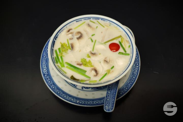 13. Tom Kra Hed - Chez Méo Cuisine Thailandaise