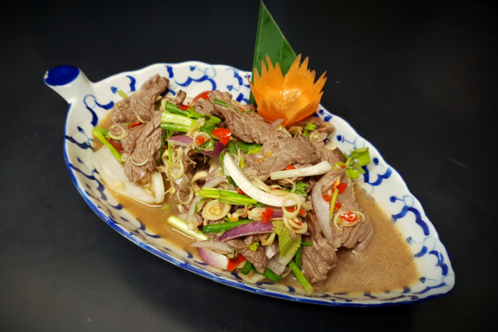 42. Yam Nea Takai - Chez Méo Cuisine Thailandaise