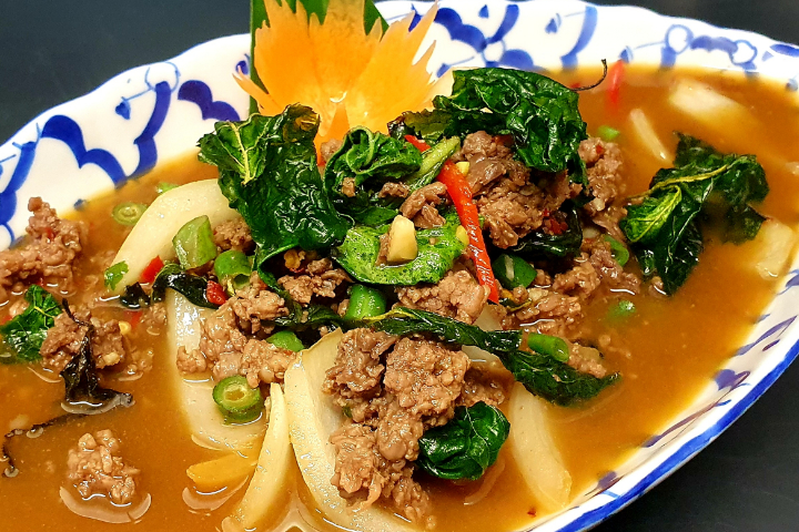 44. Pad Kra Praw Nea - Chez Méo Cuisine Thailandaise