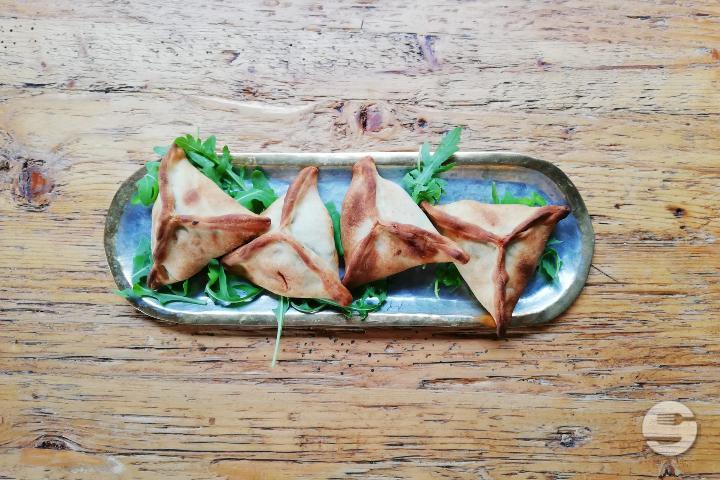 Fatayer with Spinach - Cuisine Orientale